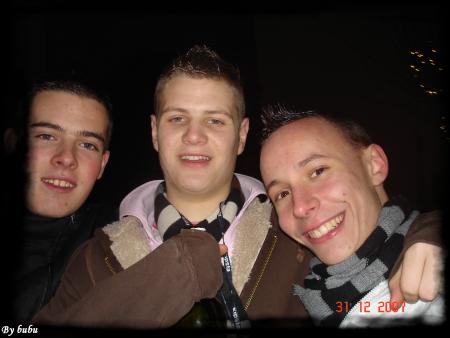 Les 3 compèr LoL                   NeW an
